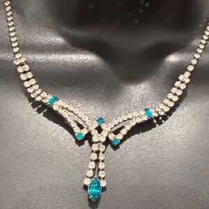 Vintage Turquoise &Clear Rhinestones Necklace w Deco Cluster 16”
